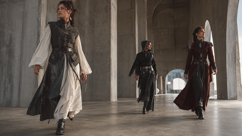 Original World-Building Is Becoming A Stronger Fantasy Fashion